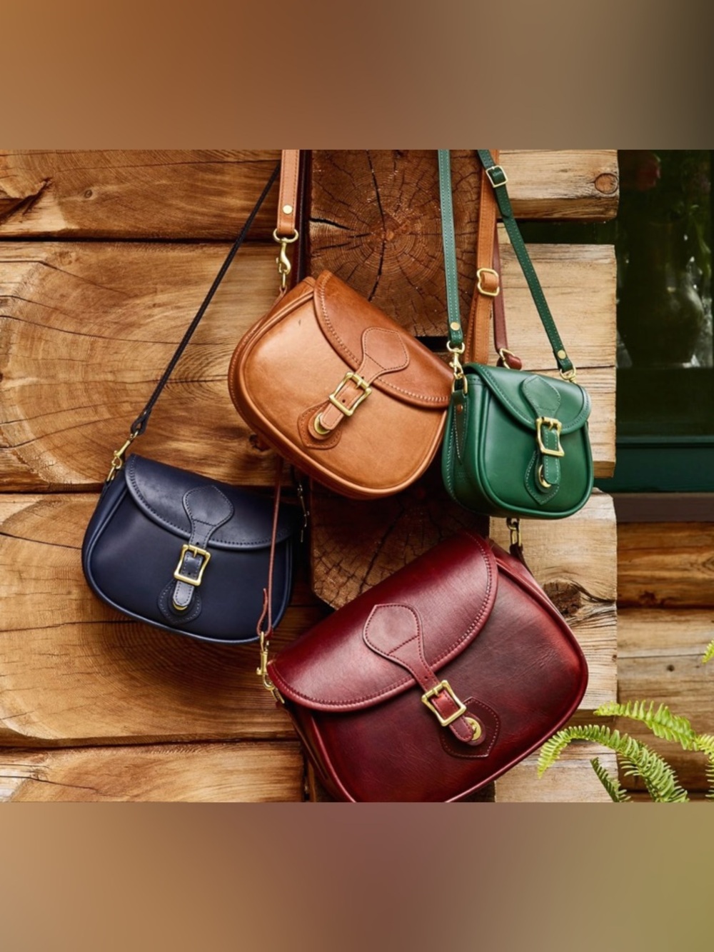 J. W. Hulme Co Leather Legacy Saddle Crossbody/Shoulder Bag/Purse In Black